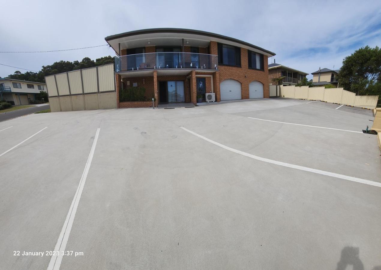 Traplins Accomodation Lakes Entrance Kültér fotó